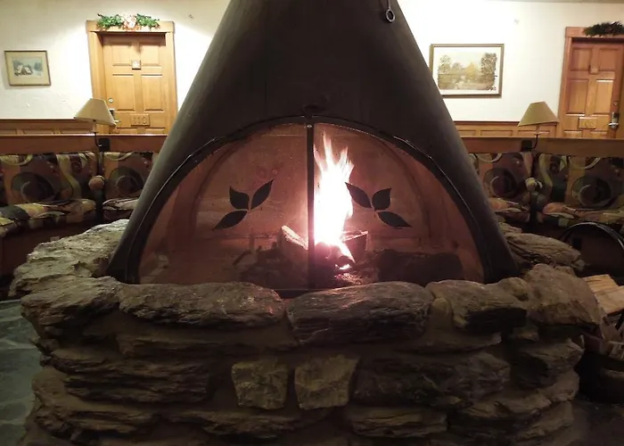 Cortina Inn & Resort